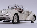1:18 CMC Audi Front 225 Roadster 1935 Beige. Subida por SENTEE
